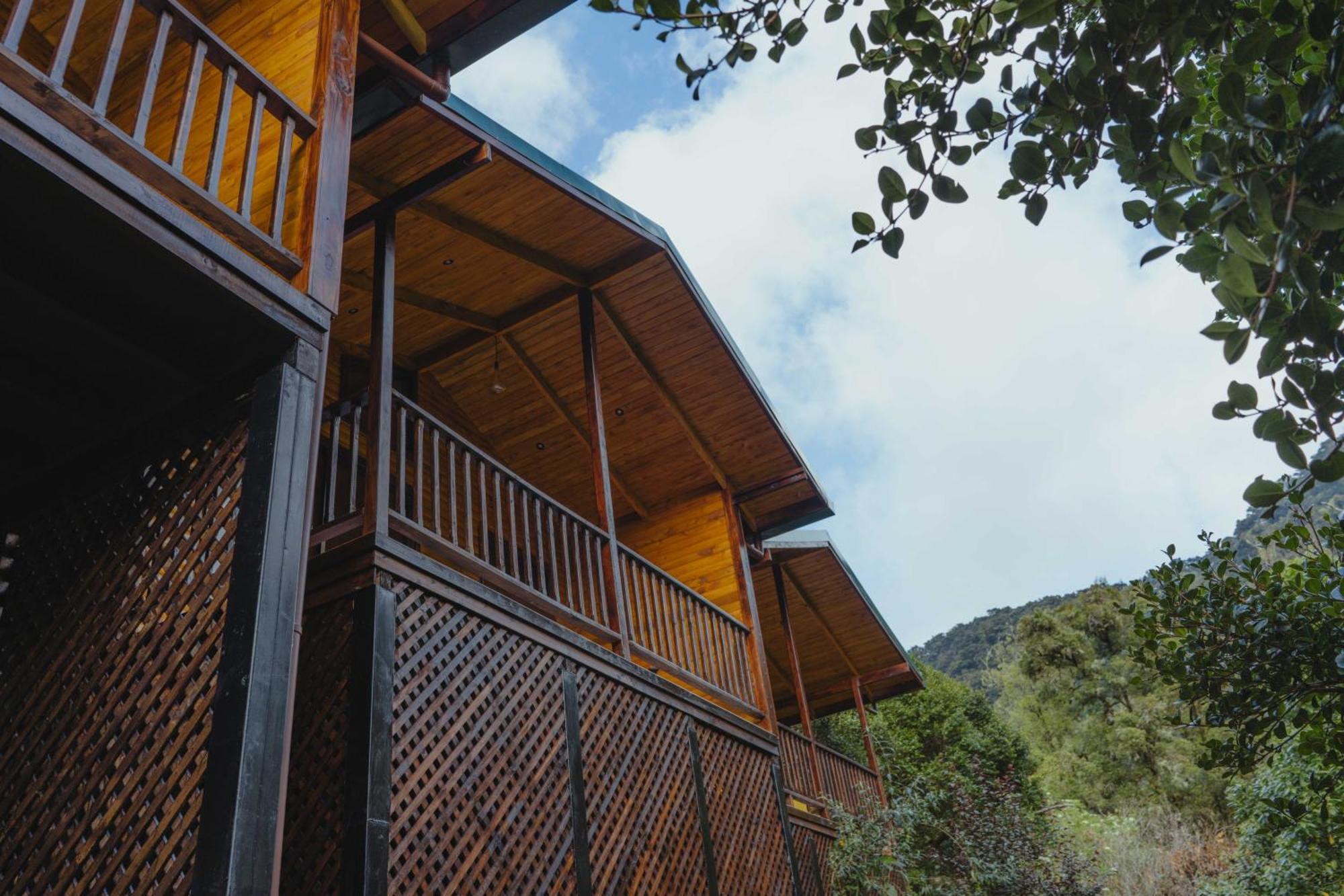 Cabinas El Quetzal San Gerardo de Dota Exterior foto
